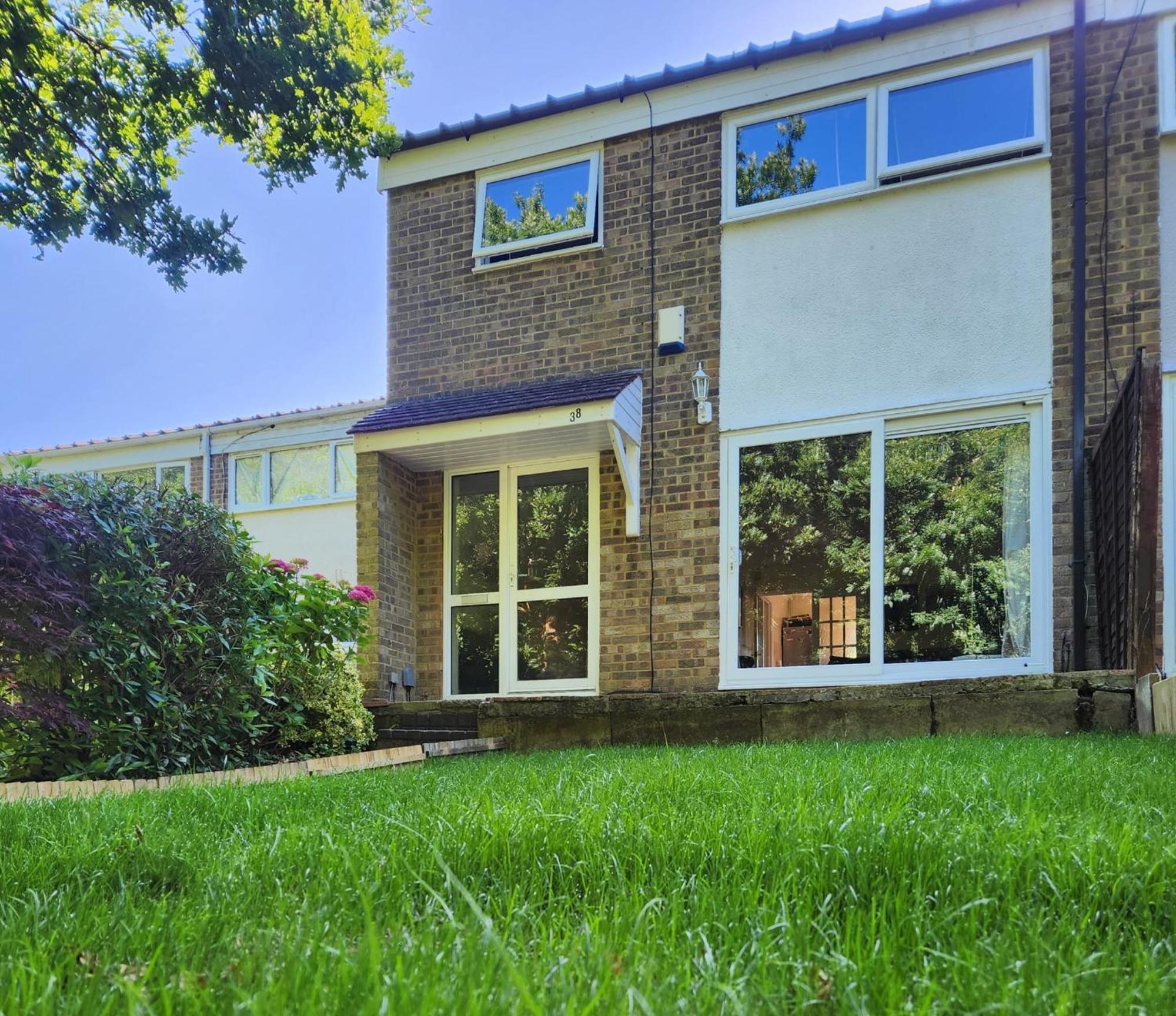 Double Room In Crawley,Gatwick,West Sussex Ifield Kültér fotó